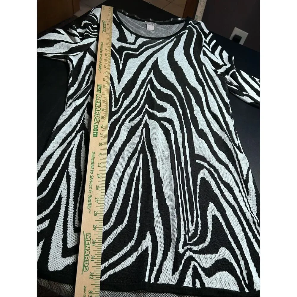 Chico’s Bold Black & White Zebra Print Tunic Sweater Size 3/US Size XL